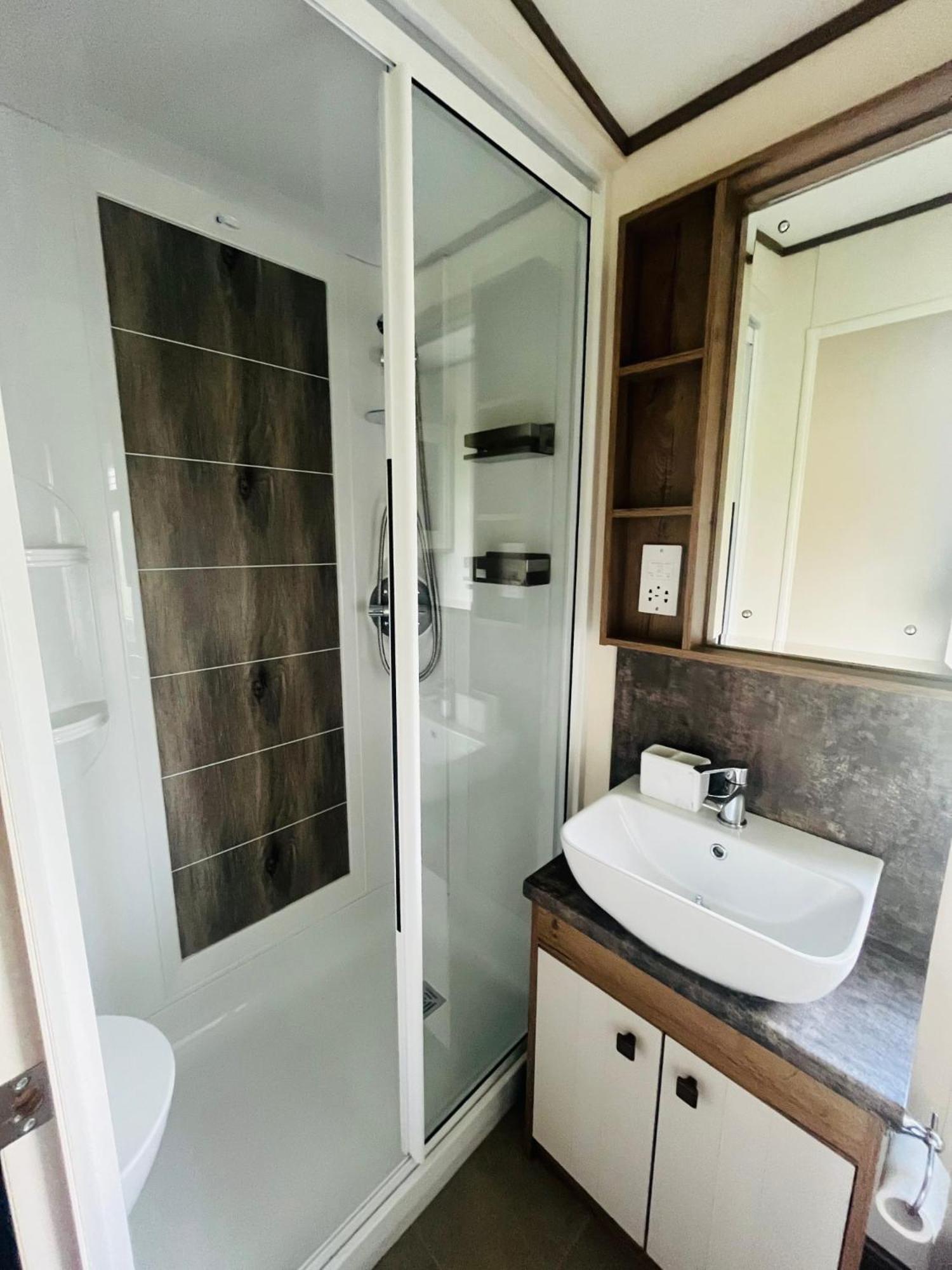 Lakeside Escape With Hot Tub York Exterior foto